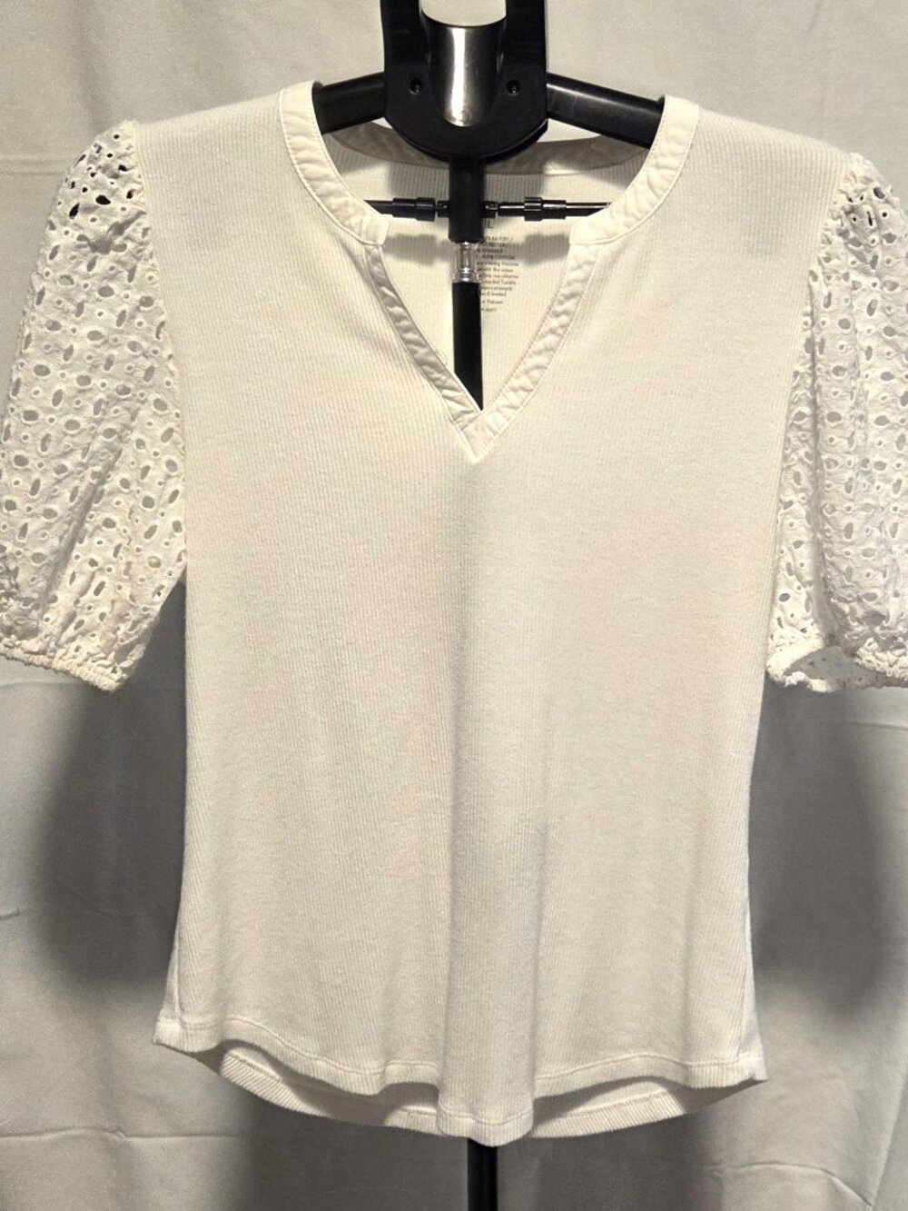 Nine West White Eyelet Sleeve V Neck Ribbed Blouse Size Large
